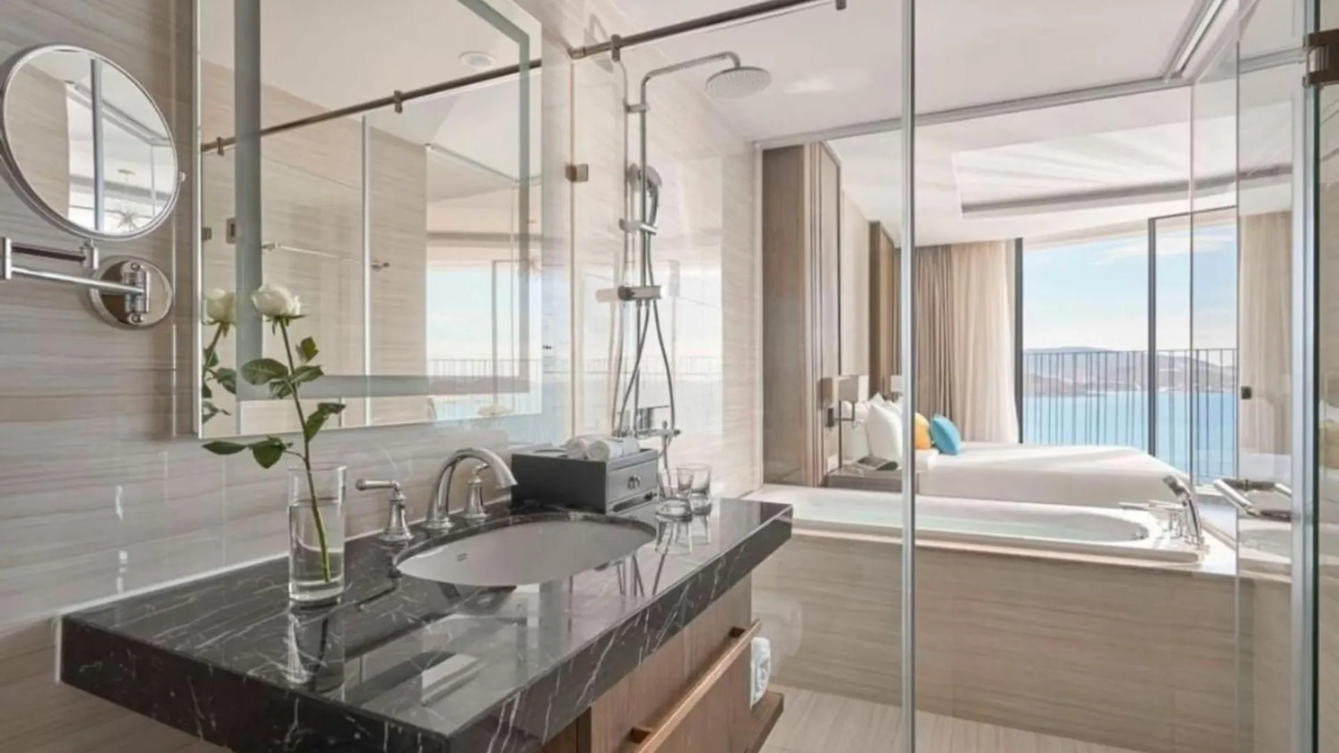 ***** Otel Panorama Nha Trang Sanvilla Vietnam